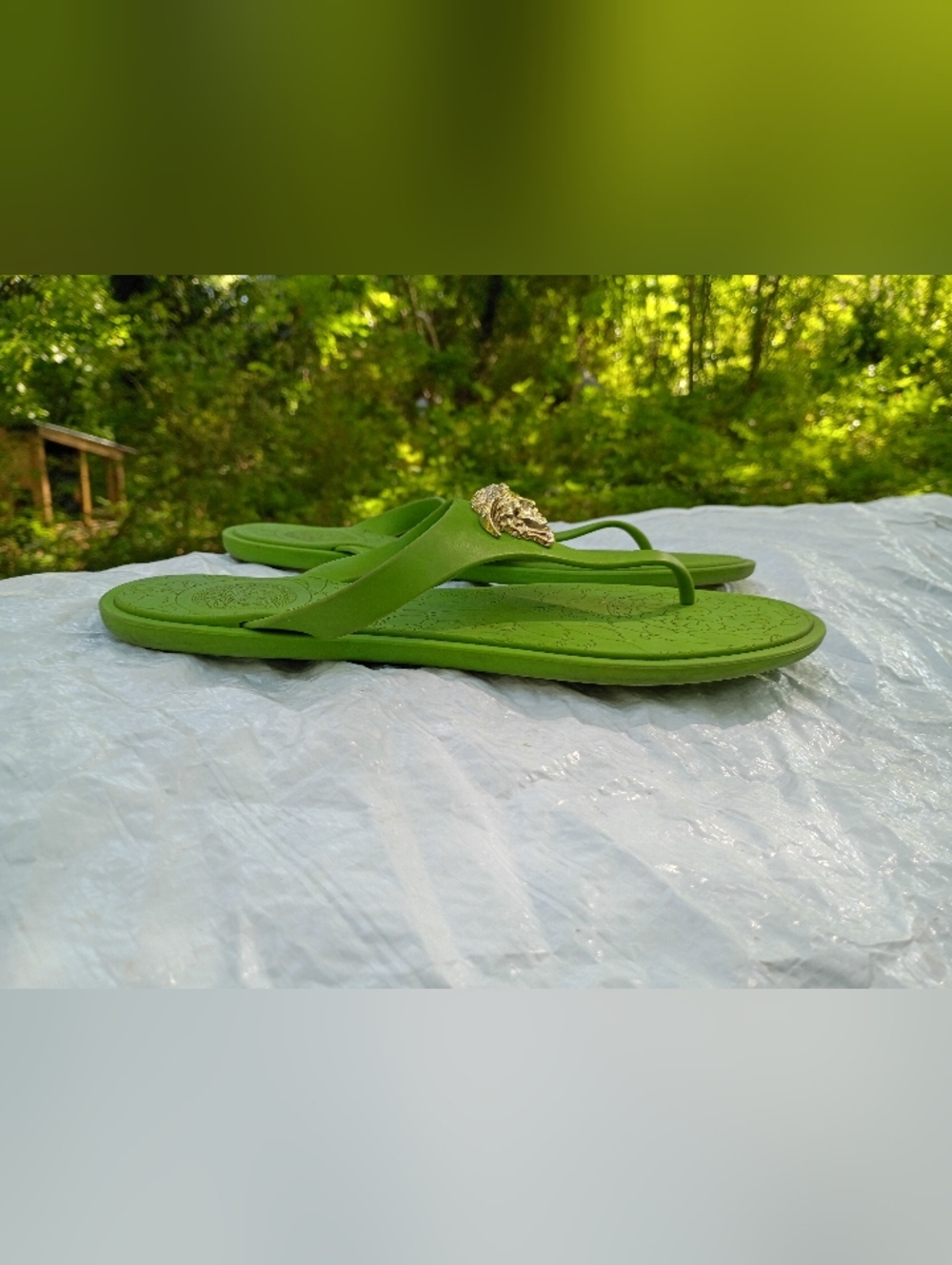 Versace Green Medusa Logo Thong Sandals - Picture 7 of 8